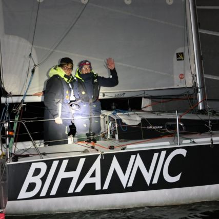 Ce88b661 b20a 4a4a 9092 6a61382213ad